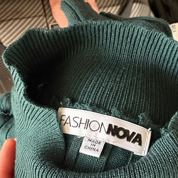 NWOT / Fashion Nova Olive Green Jane Mock Neck Midi Dress (size : S ) - Picture 8 of 8